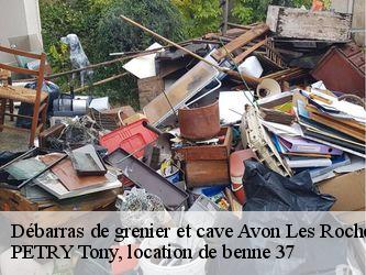 Débarras de grenier et cave  37220